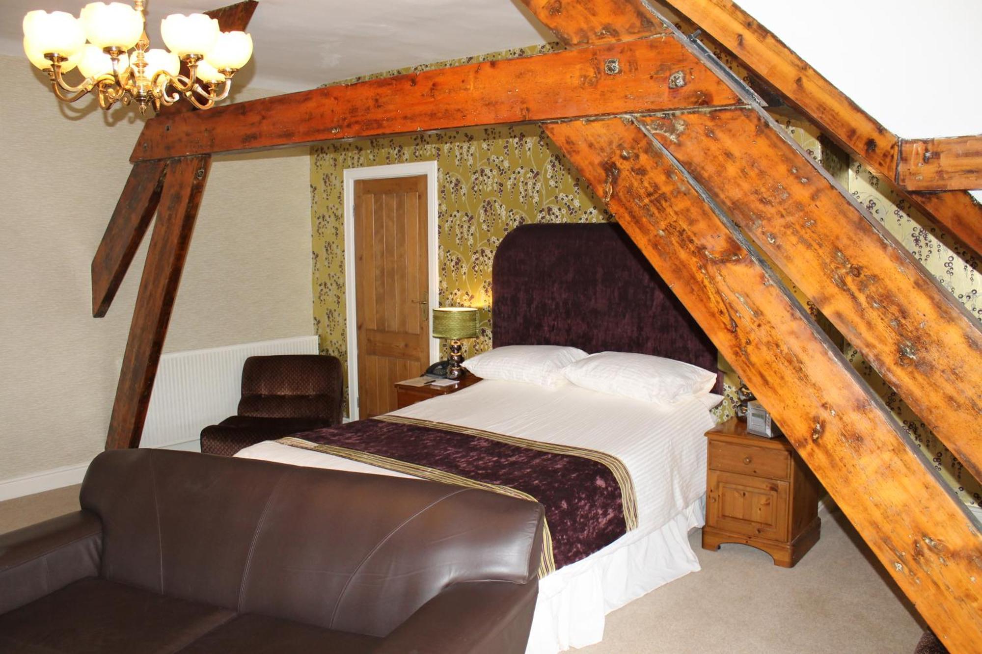 Oakwood Hall Hotel บิงก์ลีย์ ภายนอก รูปภาพ